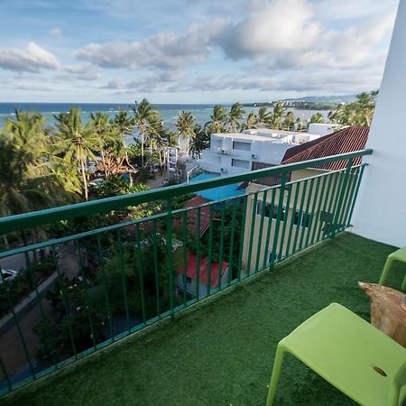 Luxeview Hotel Balabag  Bagian luar foto