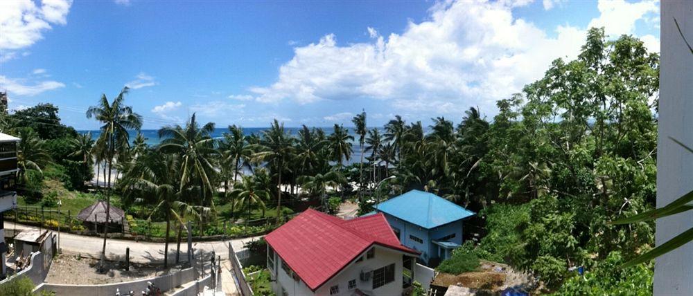 Luxeview Hotel Balabag  Bagian luar foto