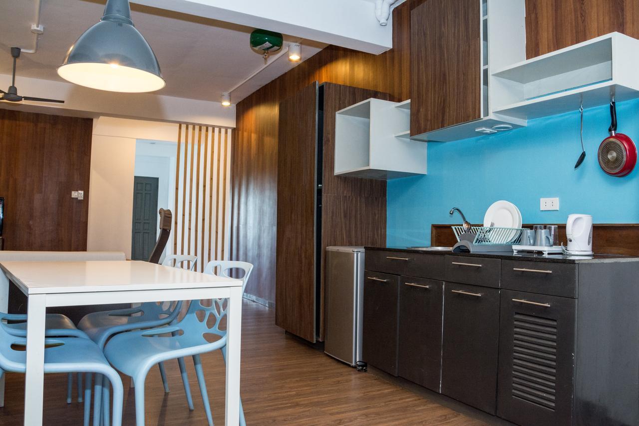 Luxeview Hotel Balabag  Bagian luar foto